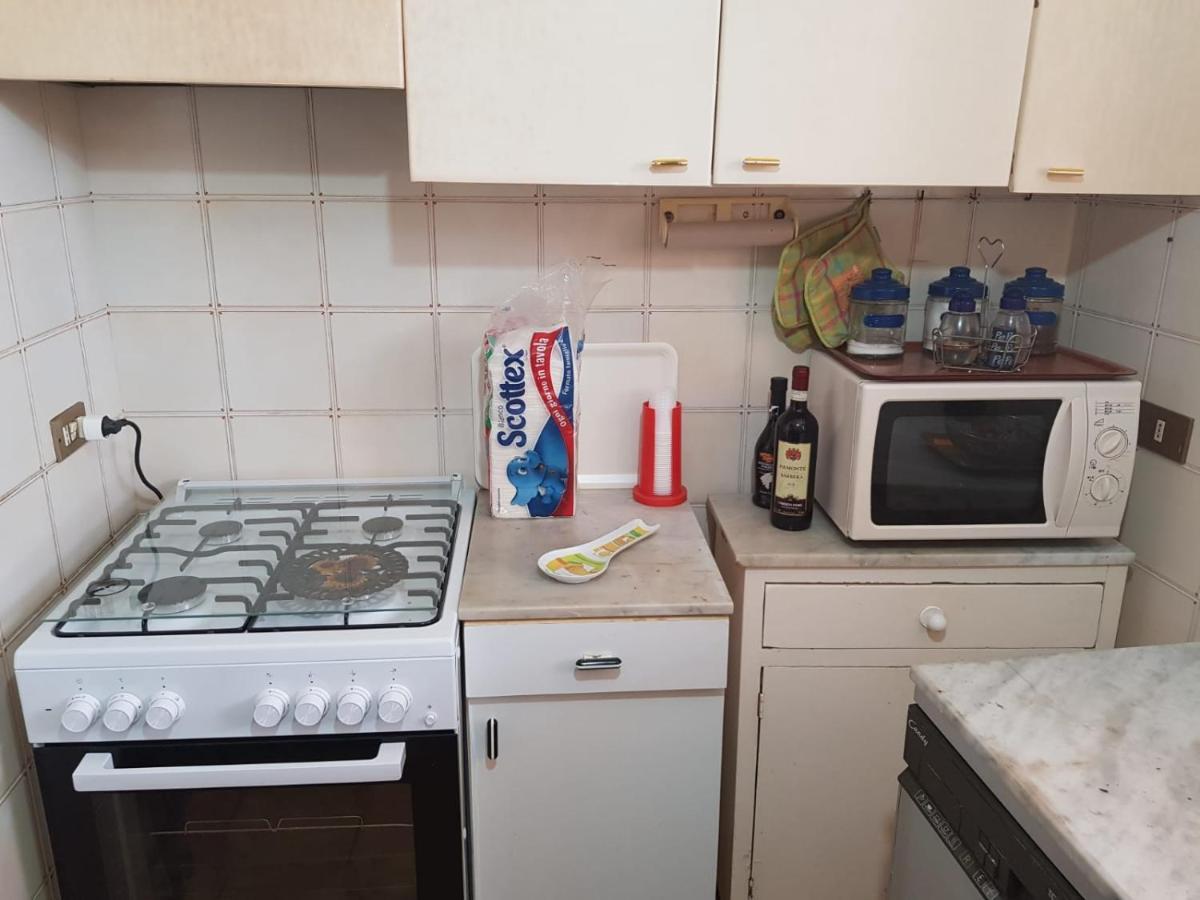 Apartmán Casa Tranquilla E Luminosa Con Terrazzo A Due Passi Dal Mare Brolo Exteriér fotografie