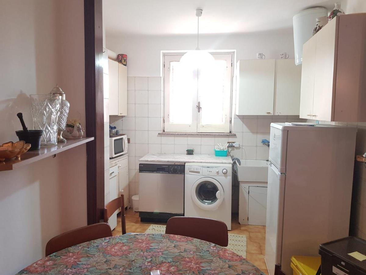 Apartmán Casa Tranquilla E Luminosa Con Terrazzo A Due Passi Dal Mare Brolo Exteriér fotografie