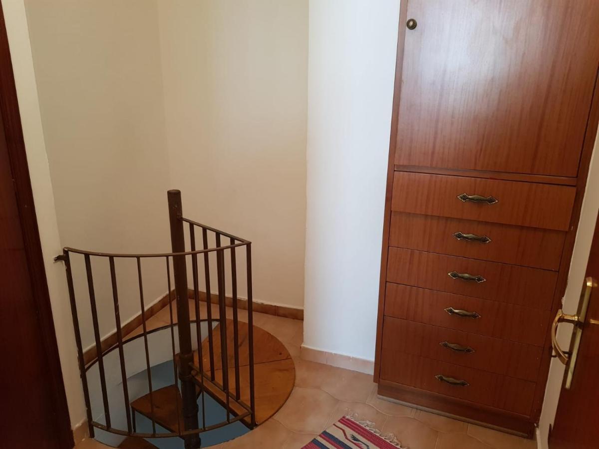Apartmán Casa Tranquilla E Luminosa Con Terrazzo A Due Passi Dal Mare Brolo Exteriér fotografie